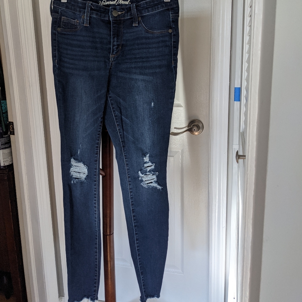 Universal Threads Ripped Skinny Jeans - Picture 5 of 5